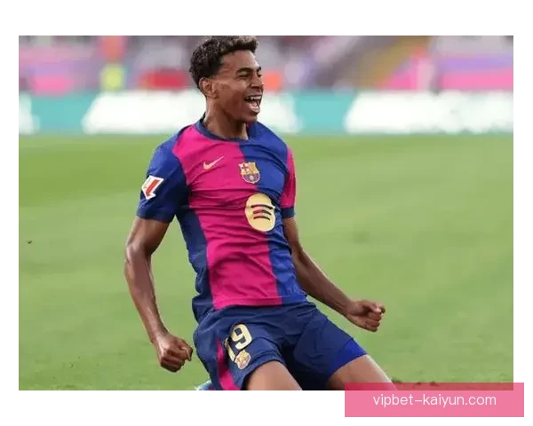 西甲新宠球星表现稳定，持续提升战斗力引发关注