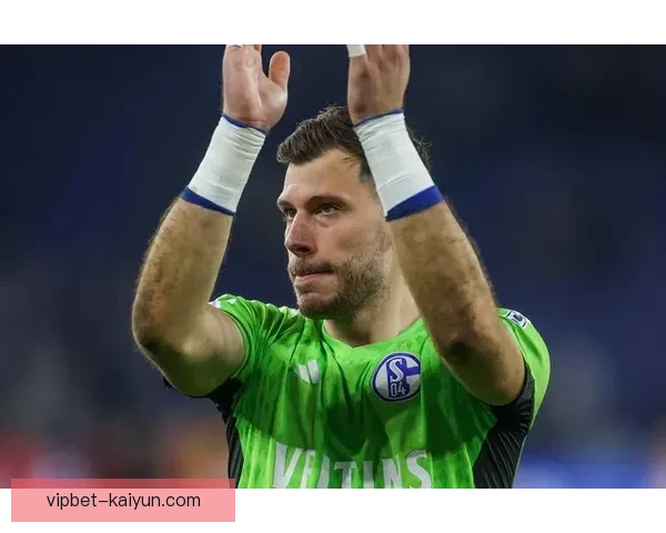 沙尔克反击效率显著提升,球队整体表现值得关注 沙尔克反击效率显著提升,球队整体表现值得关注