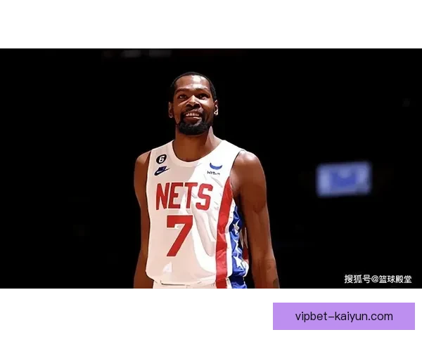 奥塔门迪头球能力突出，防守端表现稳健